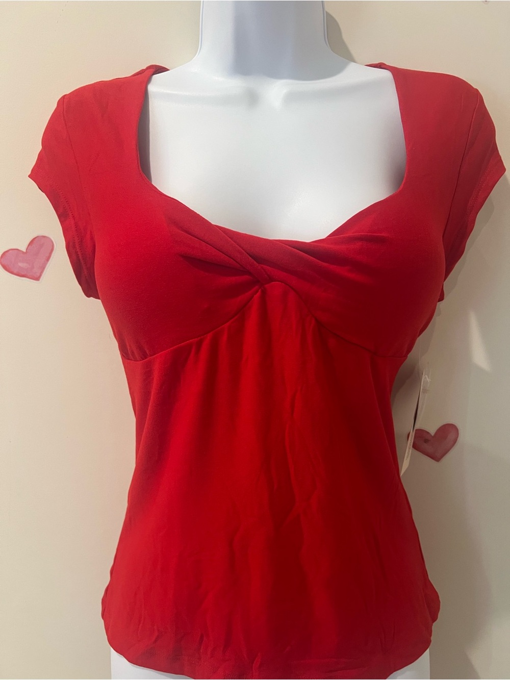 Derek Heart Red Twist-Detail Short Sleeve Top